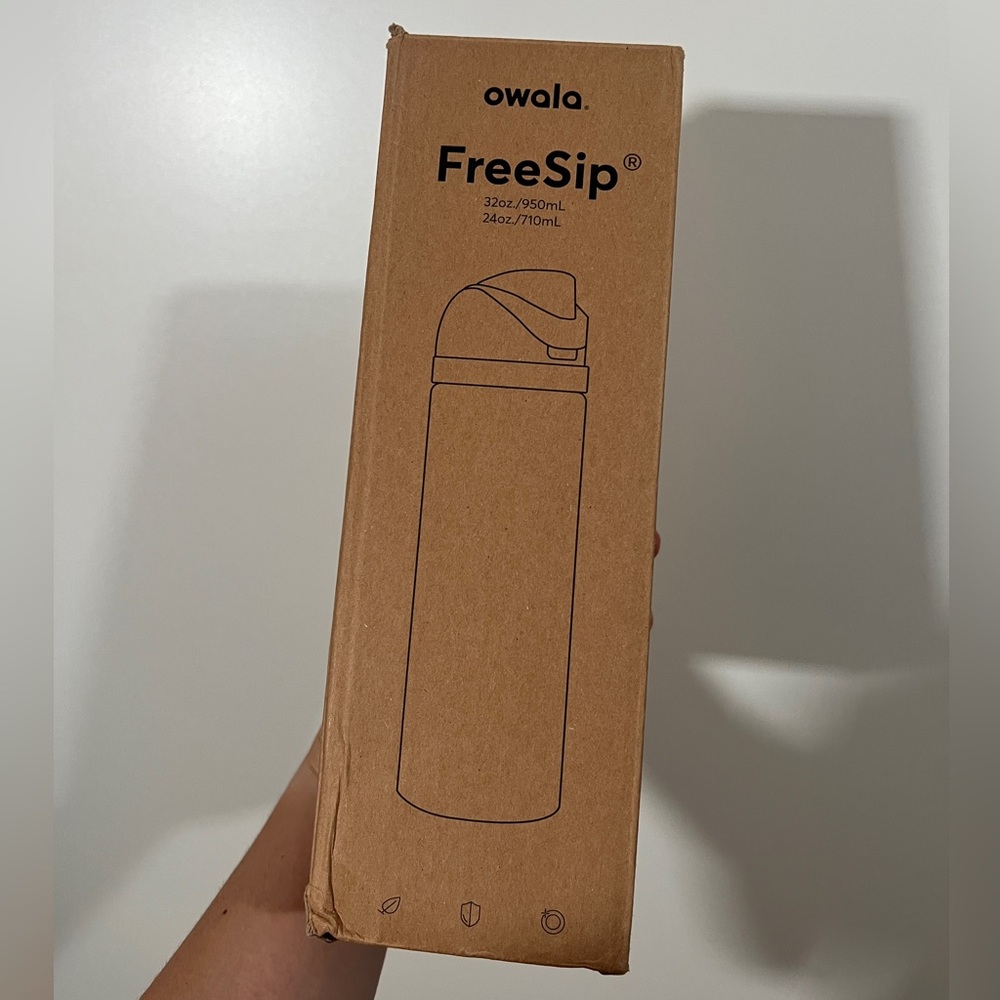 Owala 32 Oz. Water Bottle Orange - Picture 11 of 11